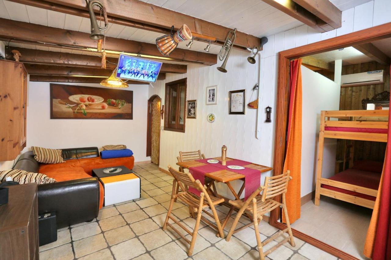 Music House A Castellana Grotte Confinante Via Per Turi 500M Dalle Grotte Экстерьер фото